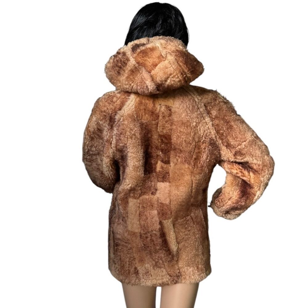 1970s Unbranded Patchwork Shearling Hooded Revers… - image 8
